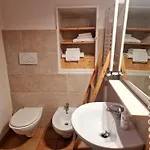 Casa Della Luna 3*