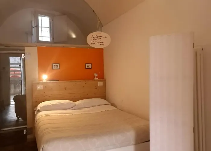 Casa Della Luna Bed & Breakfast